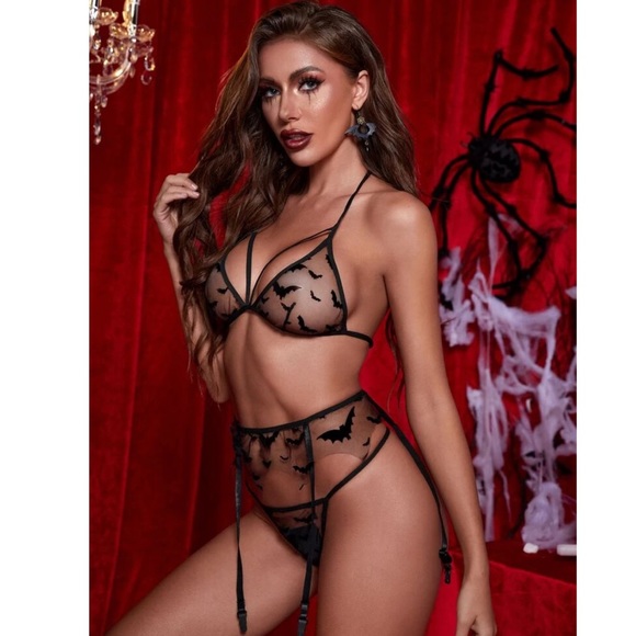 Sheer bat print Lingerie Set 🦇 - Picture 5 of 5